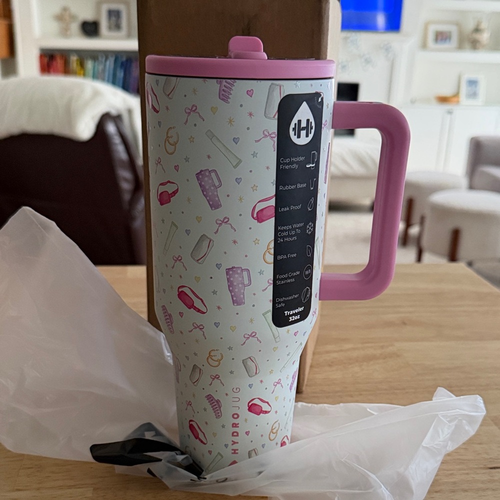 HydroJug 32oz Utah Mom